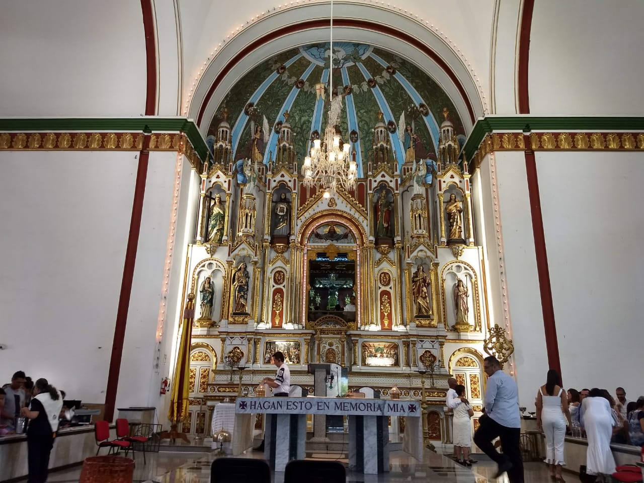 basílica menor del Señor de los Milagros | Sitios Turisticos en Valle del Cauca | Colombia Travel