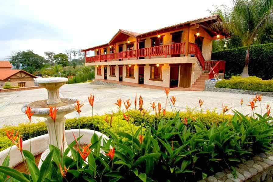 Hotel en el Lago Calima #1001 – Valle del Cauca Colombia 