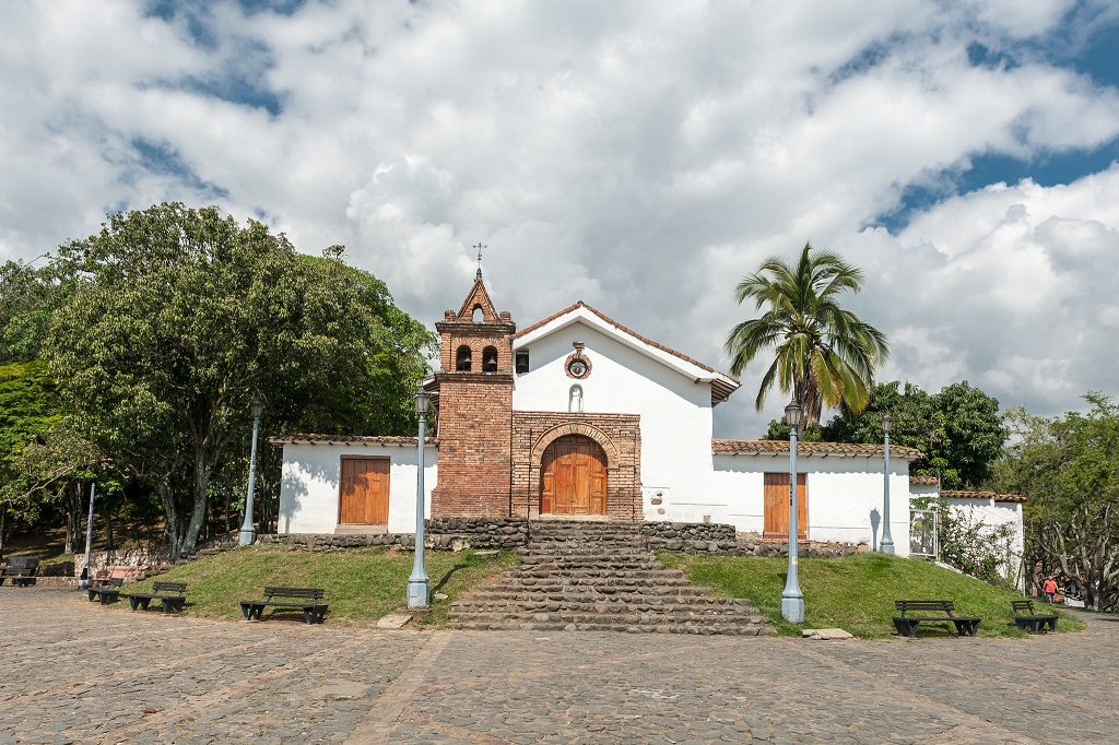 Iglesia de San Antonio en Cali - Top 10 de los sitios turisticos de Cali, Colombia
